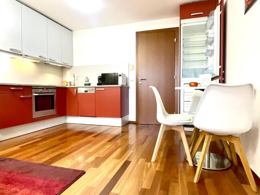 Apartament Entire Apartment, Near Clarion, O2 Arena, Metro 3 Min, Easter Market In Center 15 Min Praga