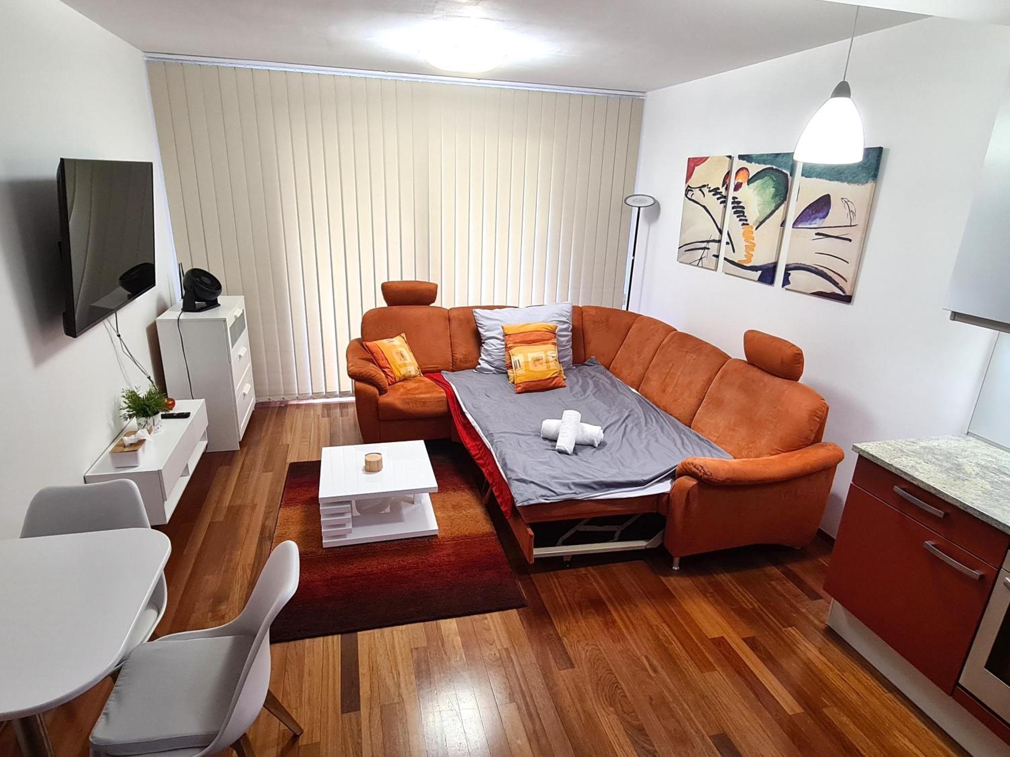 公寓 Entire Apartment, Near Clarion, O2 Arena, Metro 3 Min, Easter Market In Center 15 Min *